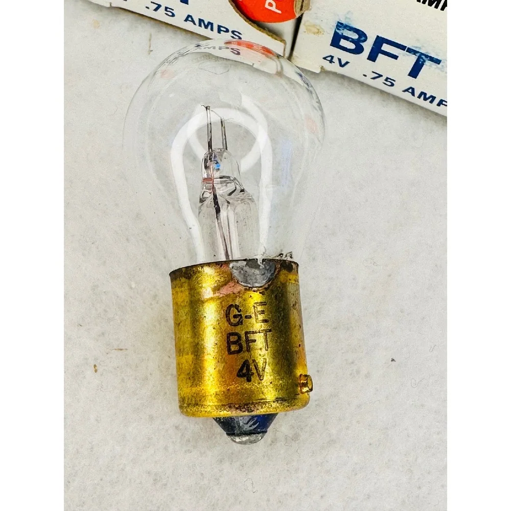 8 GE Sound Reproducer Lamp BFT 4V.75 Amps Vintage Light Bulb General ElectricNOS